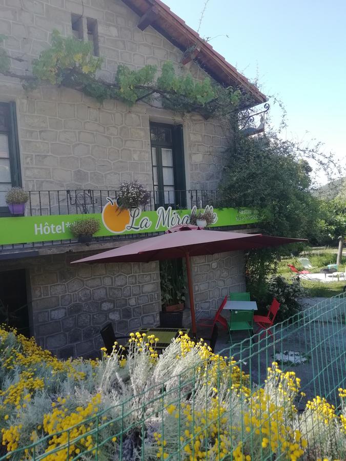 La Mirabelle-Casteil Country House Casa de hóspedes Exterior foto